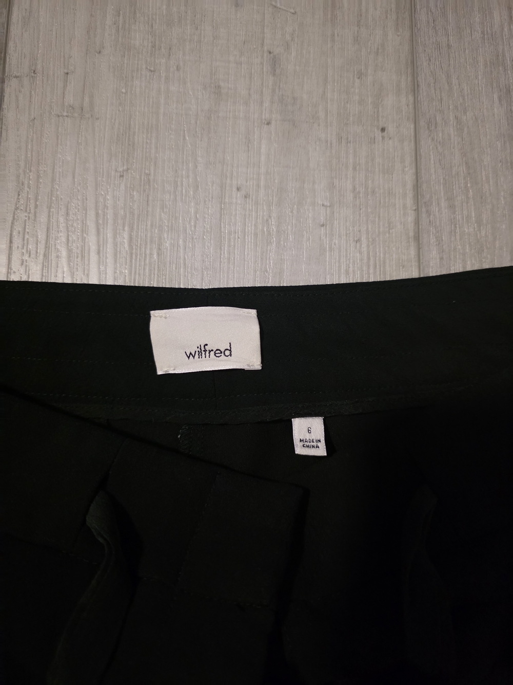 Aritzia Wilfred Allant Pant Tie Waist Cropped Pants Size 6 Black - Picture 8 of 12